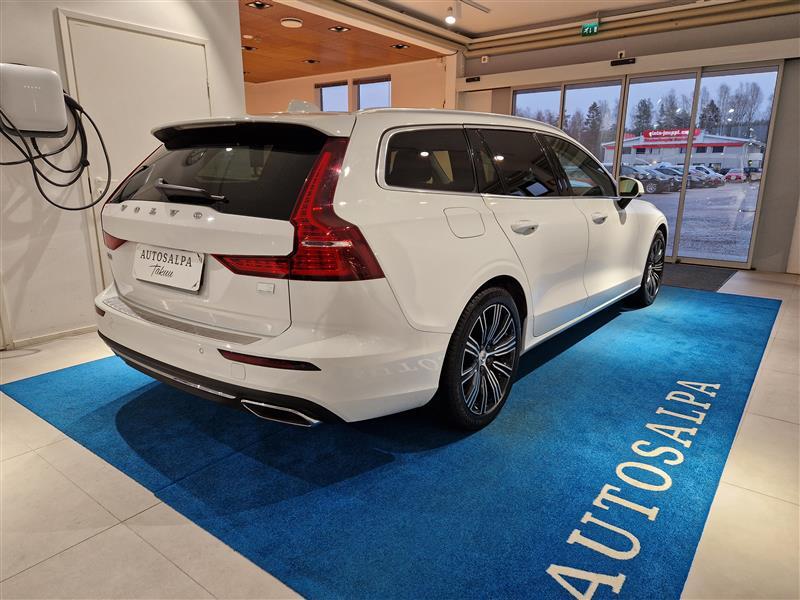 Volvo V60 vaihtoauto