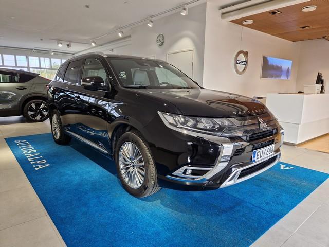 Mitsubishi Outlander PHEV vaihtoauto