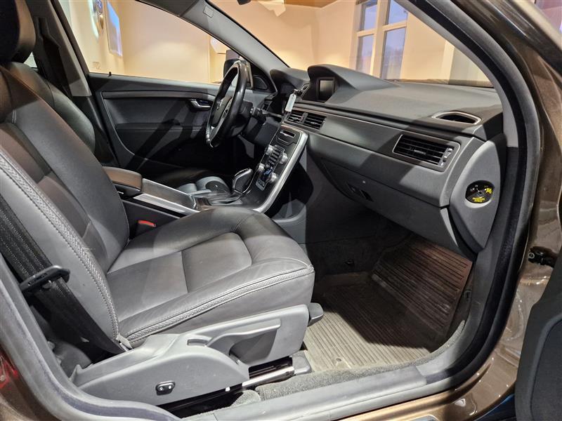 Volvo XC70 vaihtoauto