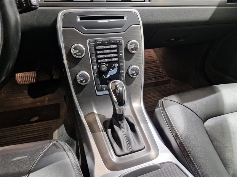 Volvo XC70 vaihtoauto