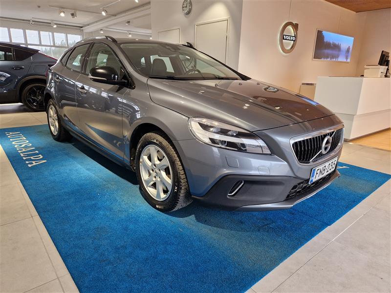Volvo V40 Cross Country vaihtoauto