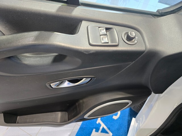 Renault Trafic Passenger vaihtoauto