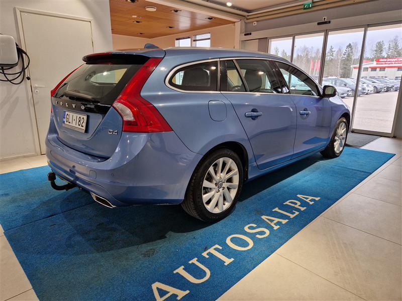 Volvo V60 vaihtoauto