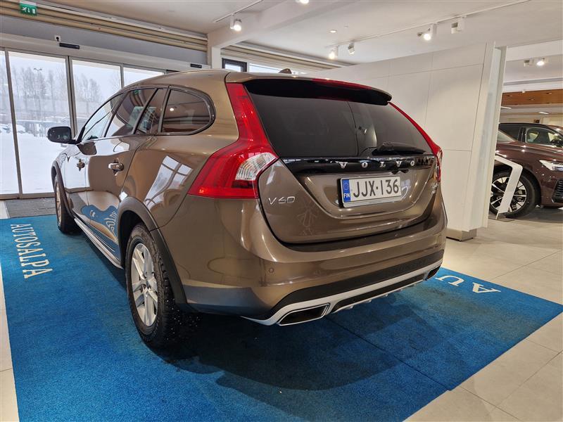 Volvo V60 Cross Country vaihtoauto