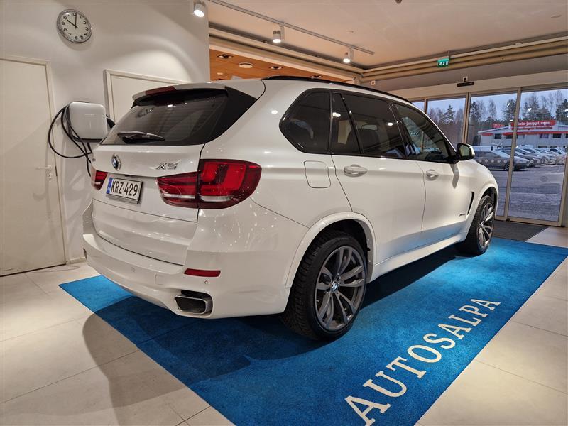 BMW X5 vaihtoauto