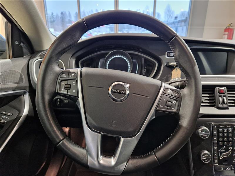 Volvo V40 vaihtoauto