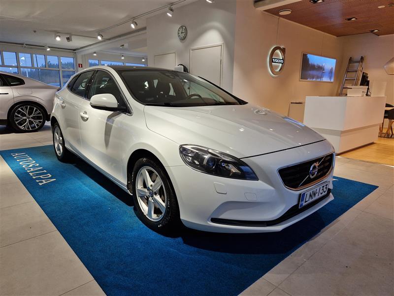 Volvo V40 vaihtoauto