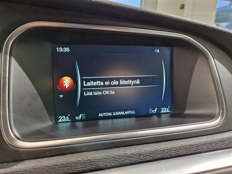 Volvo V40 Cross Country vaihtoauto