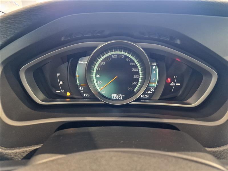 Volvo V40 vaihtoauto