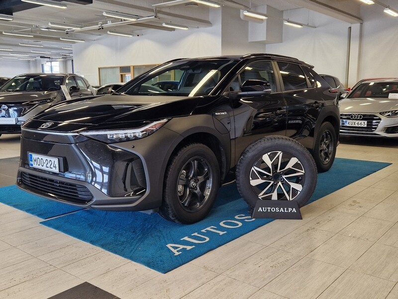 Toyota bZ4X vaihtoauto