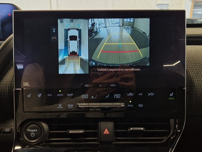 Toyota bZ4X vaihtoauto