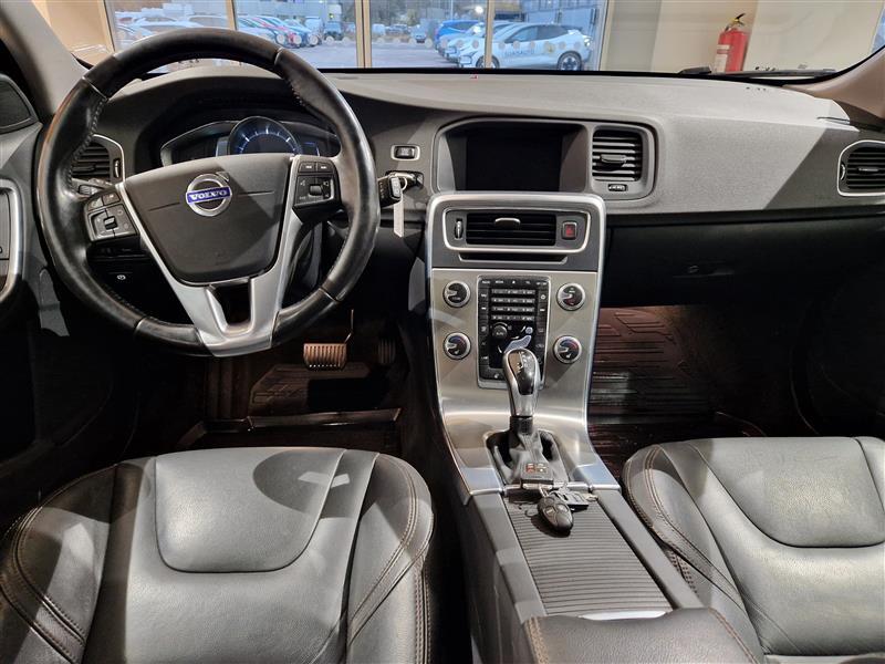 Volvo V60 Cross Country vaihtoauto