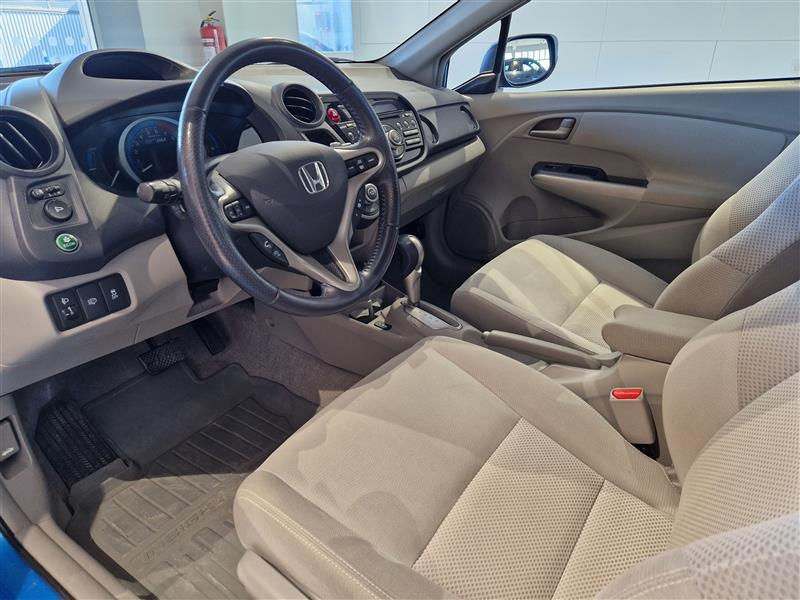 Honda Insight vaihtoauto