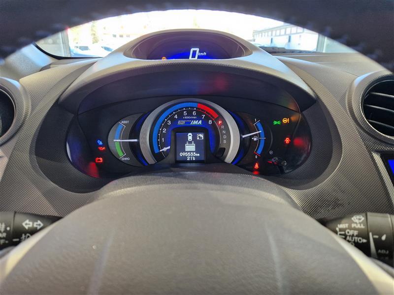 Honda Insight vaihtoauto