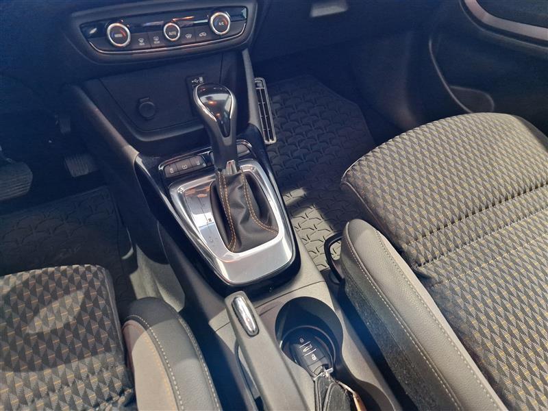 Opel Crossland X vaihtoauto