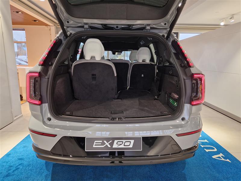 Volvo EX90 vaihtoauto