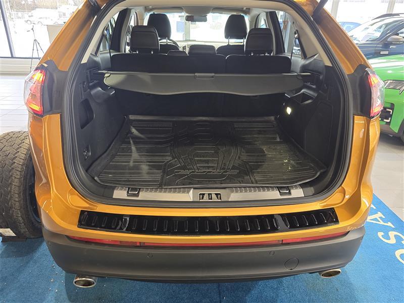 Ford Edge vaihtoauto