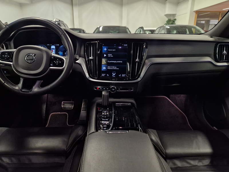 Volvo V60 vaihtoauto