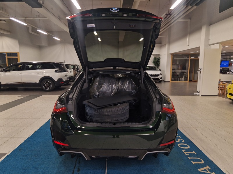 BMW i4 vaihtoauto