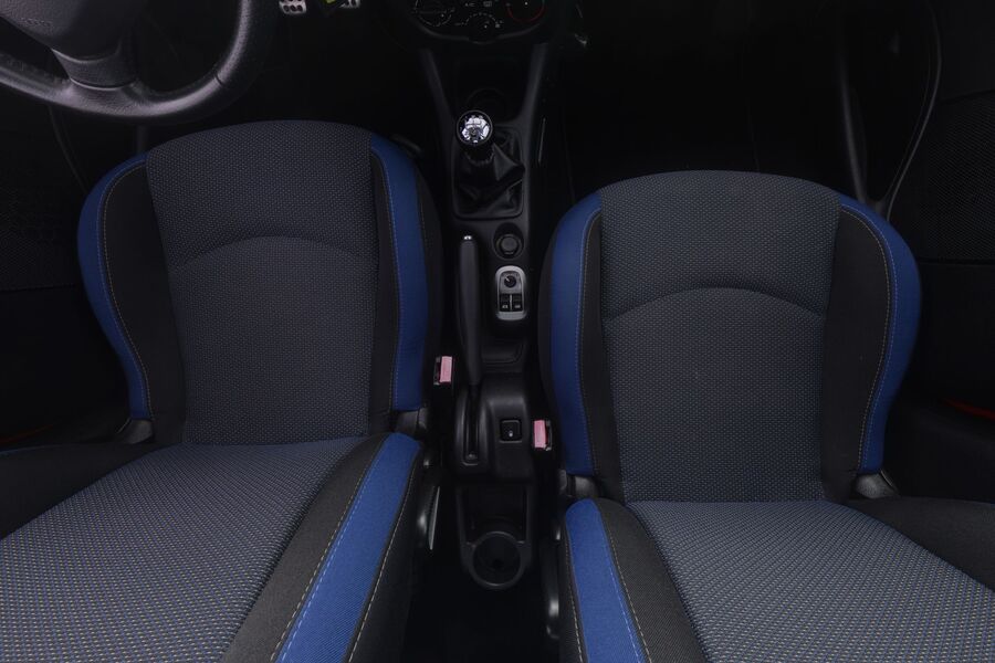 Peugeot 206 + vaihtoauto