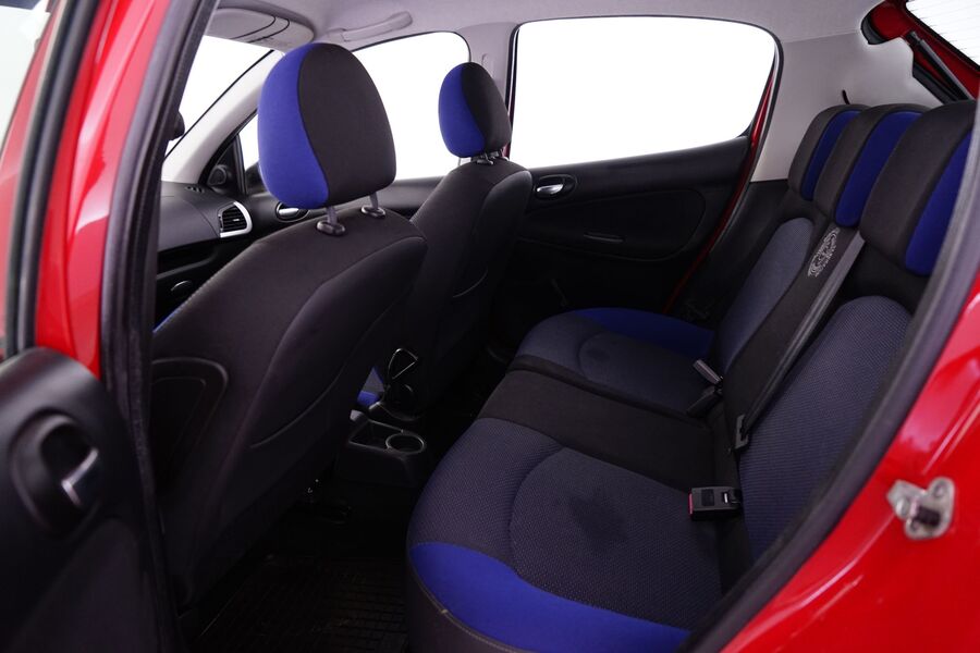 Peugeot 206 + vaihtoauto