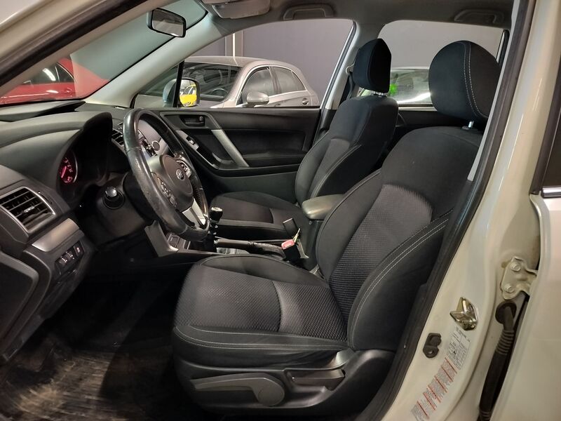 Subaru Forester vaihtoauto