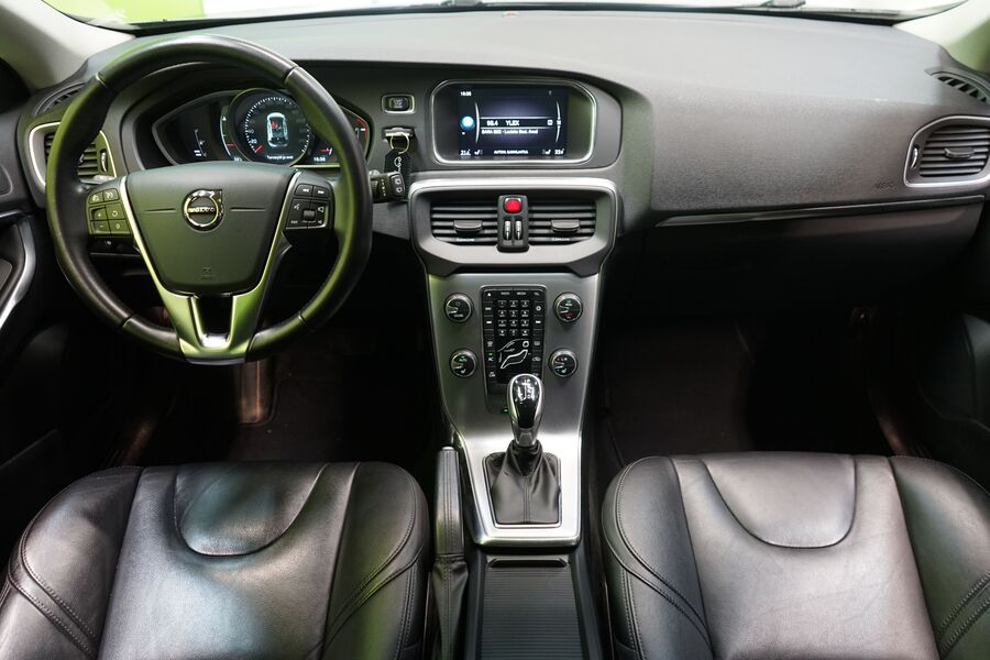 Volvo V40 vaihtoauto