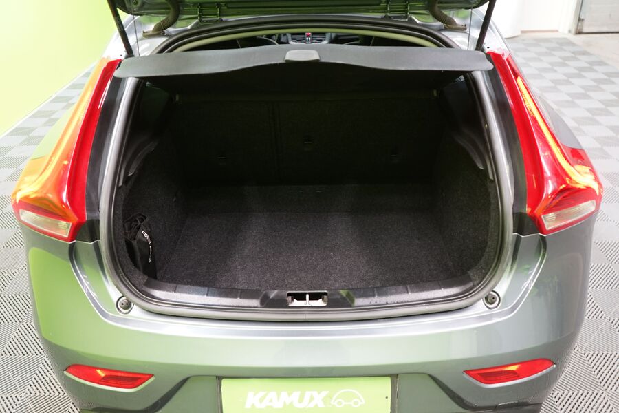 Volvo V40 vaihtoauto