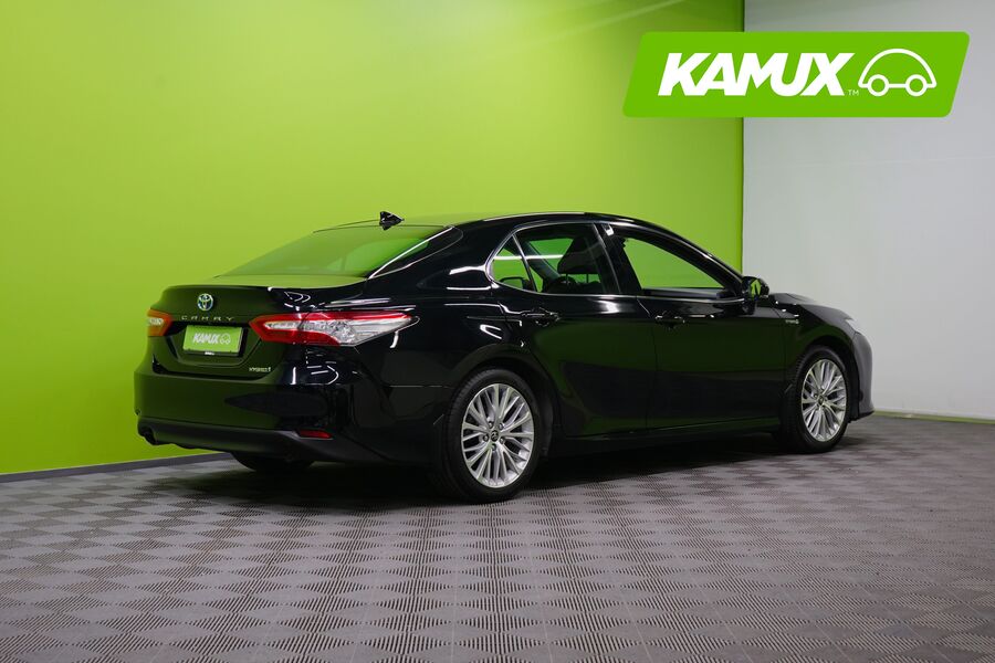 Toyota Camry vaihtoauto