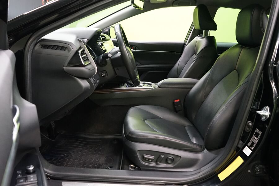 Toyota Camry vaihtoauto