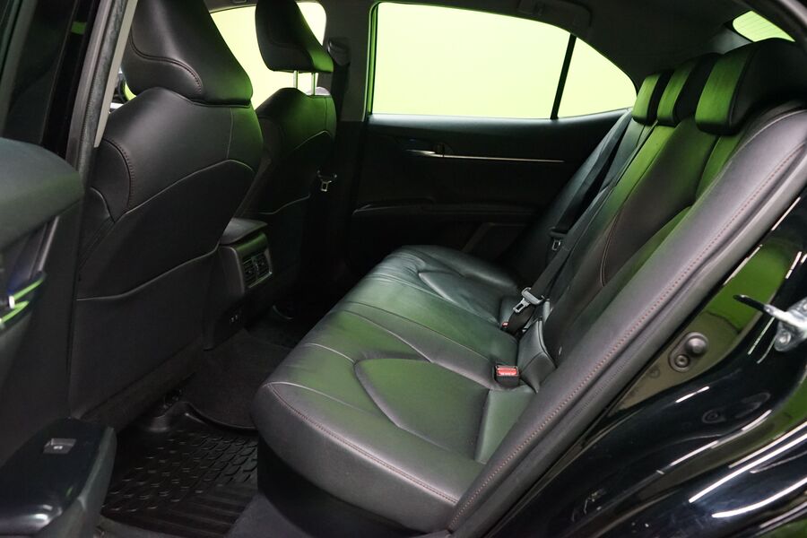 Toyota Camry vaihtoauto