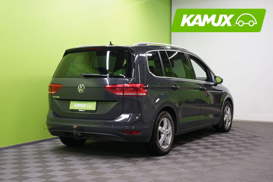 Volkswagen Touran vaihtoauto