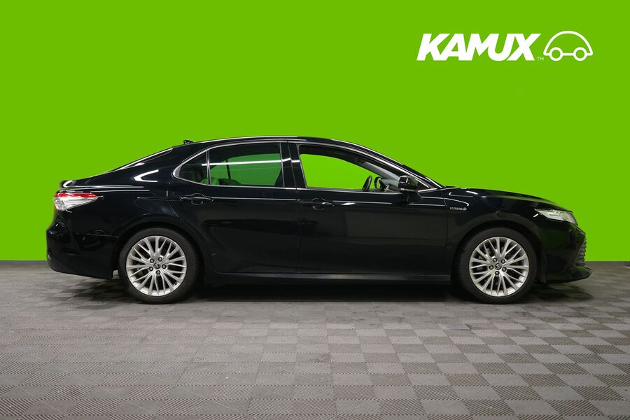 Toyota Camry vaihtoauto