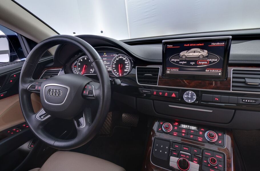 Audi A8 vaihtoauto