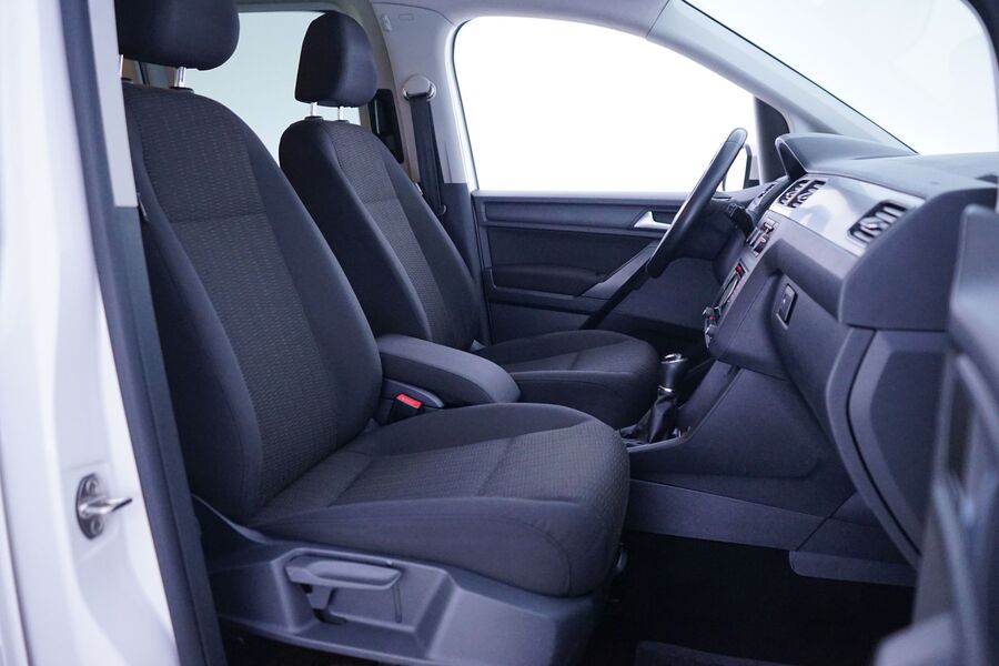 Volkswagen Caddy Maxi vaihtoauto