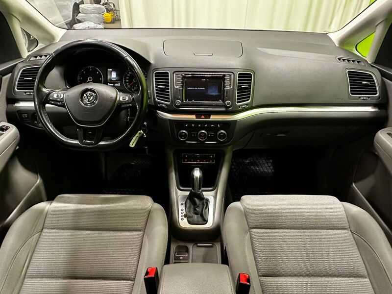 Volkswagen Sharan vaihtoauto