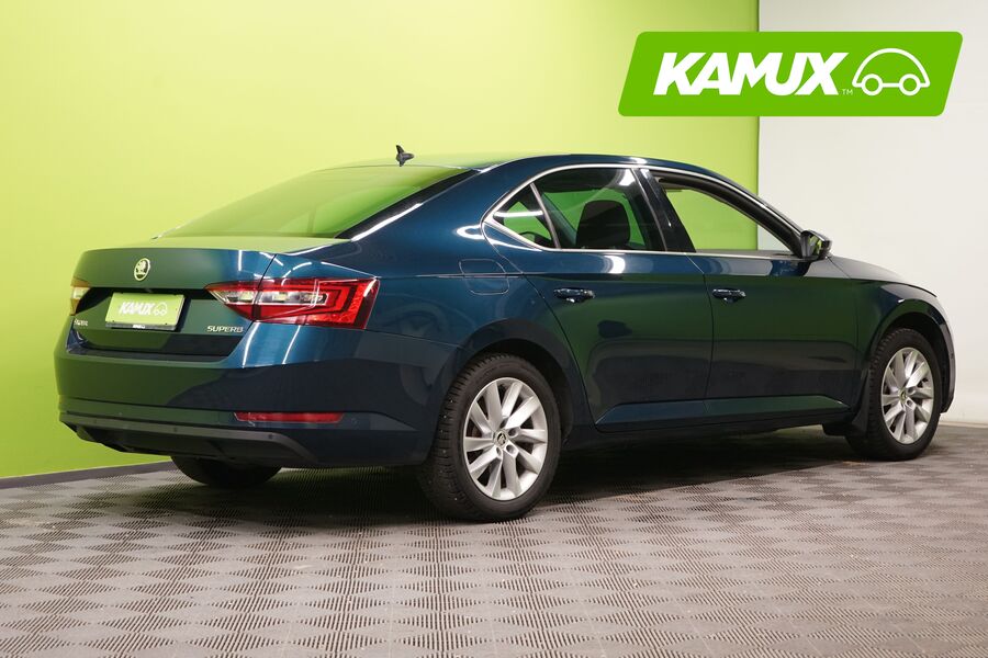 Skoda Superb vaihtoauto