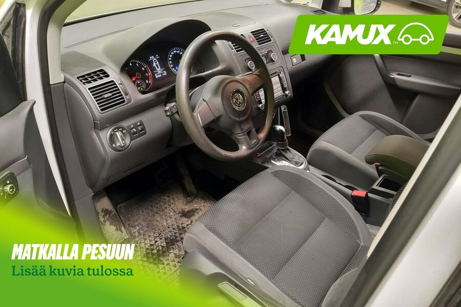 Volkswagen Touran vaihtoauto