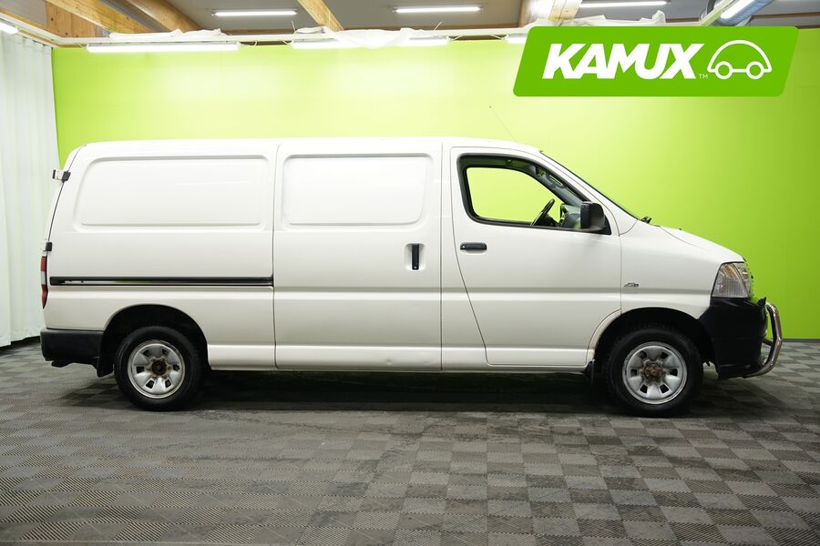 Toyota Hiace vaihtoauto