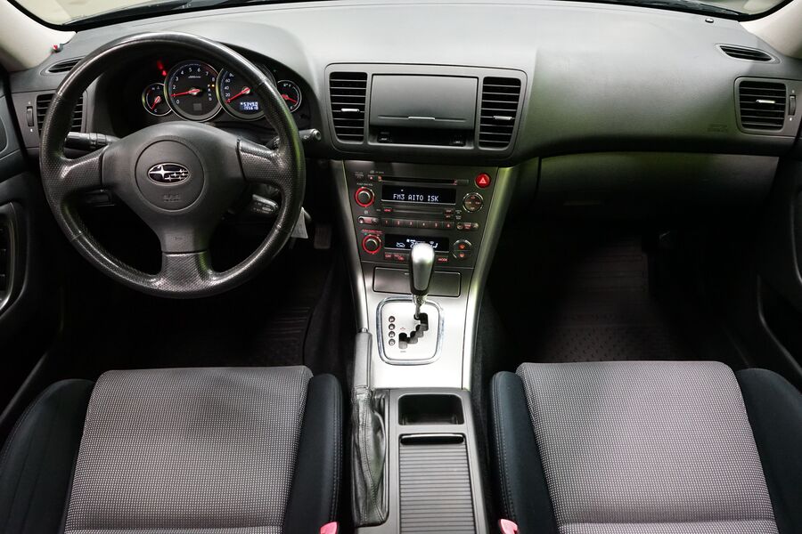 Subaru Legacy vaihtoauto