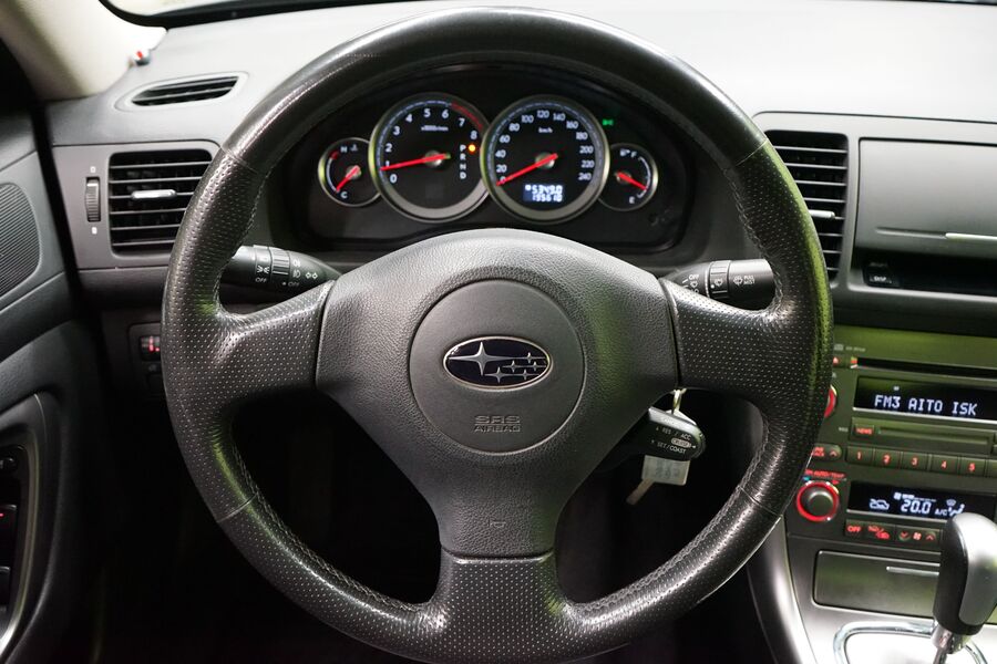 Subaru Legacy vaihtoauto