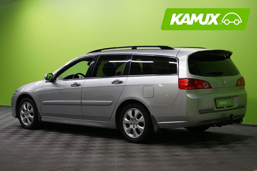 Honda Accord vaihtoauto