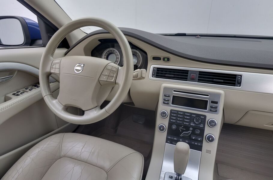 Volvo XC70 vaihtoauto