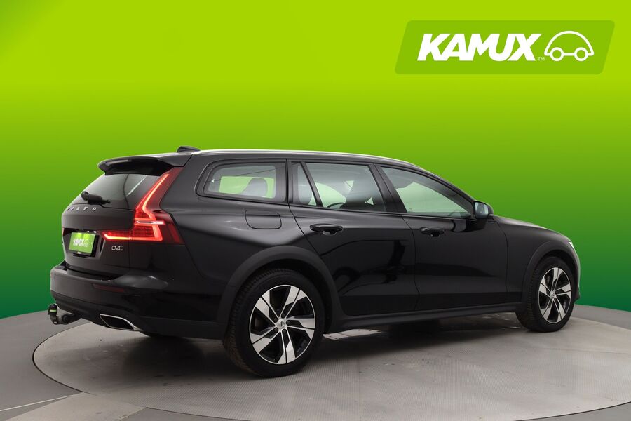 Volvo V60 Cross Country vaihtoauto