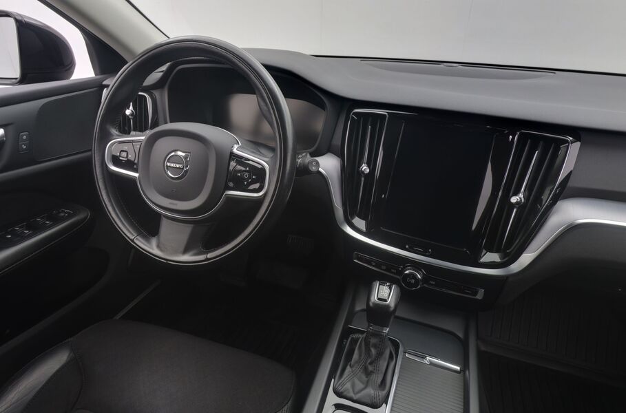 Volvo V60 Cross Country vaihtoauto