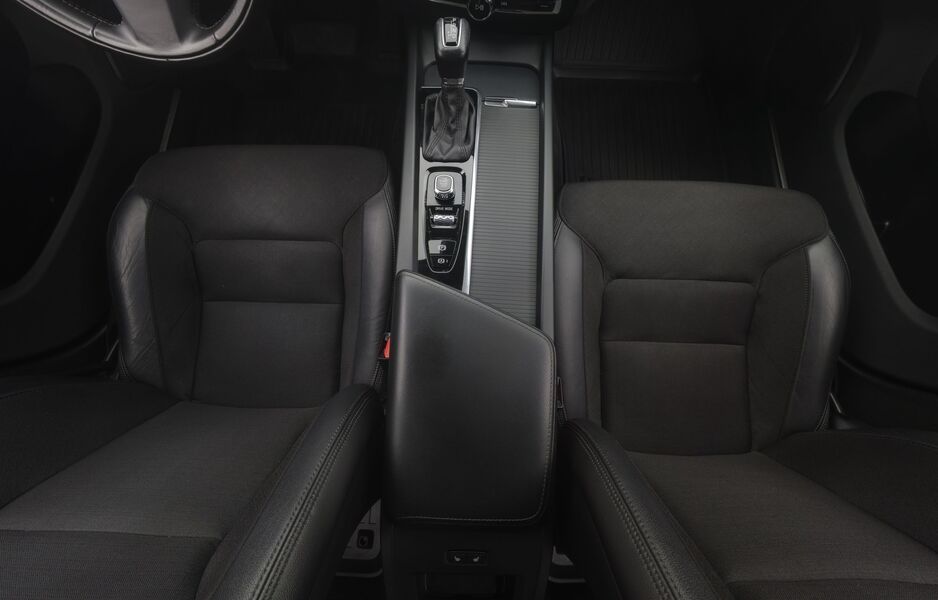 Volvo V60 Cross Country vaihtoauto