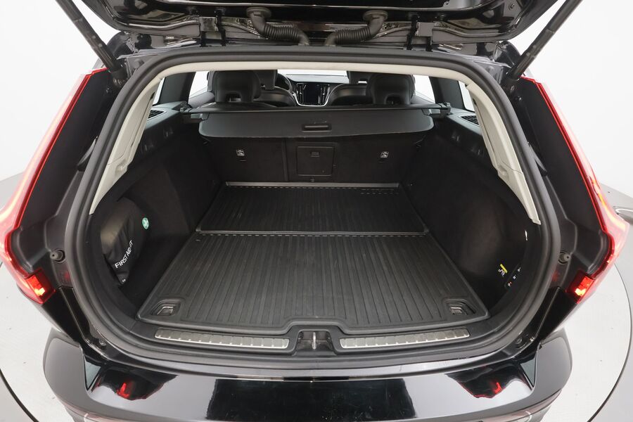 Volvo V60 Cross Country vaihtoauto