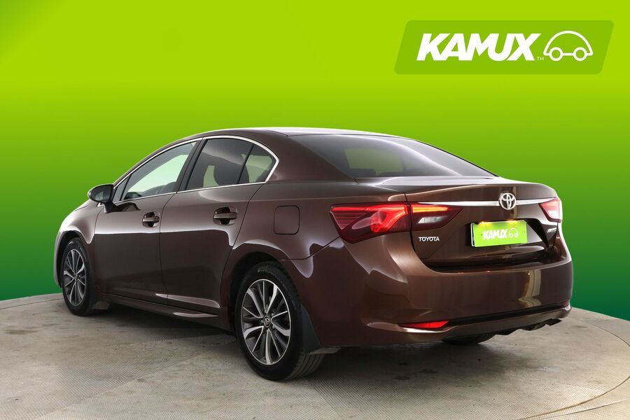Toyota Avensis vaihtoauto