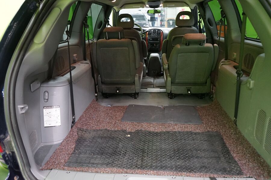 Chrysler Voyager vaihtoauto