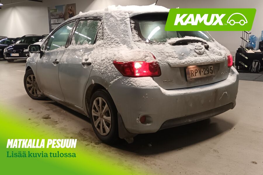 Toyota Auris vaihtoauto